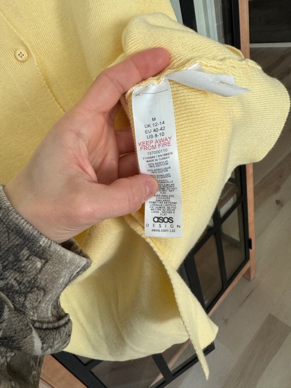 ASOS Design knit vest top butter pastel yellow sleeveless tank crewneck buttons - Picture 9 of 11